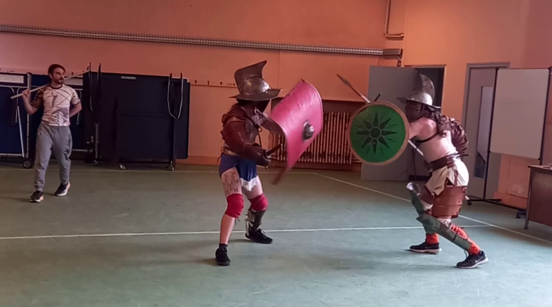 « Avete Romani Gladiatores »: quand les Romains débarquent au collège (ateliers antiques ACTA, 10/12/25)